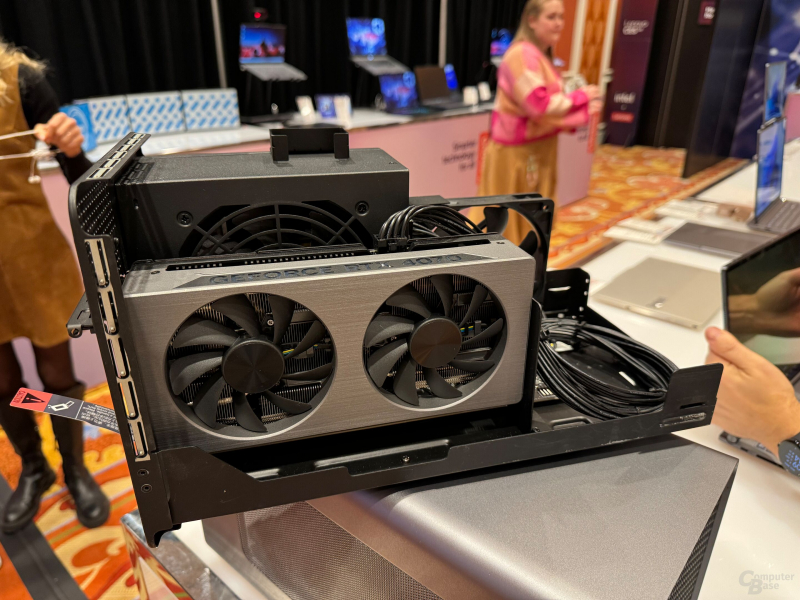 TGX Dock supporting GeForce RTX 40 series video cards