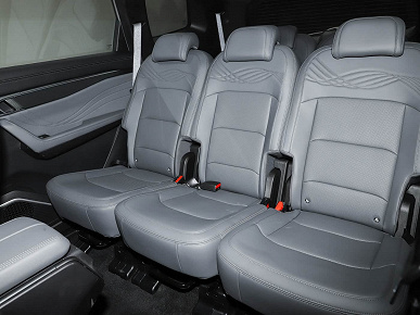 Geely Okavangos Enhanced